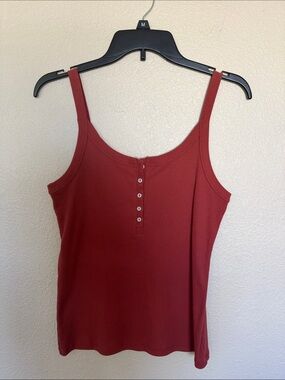 SO Ribbed Henley Tank Top in Rust